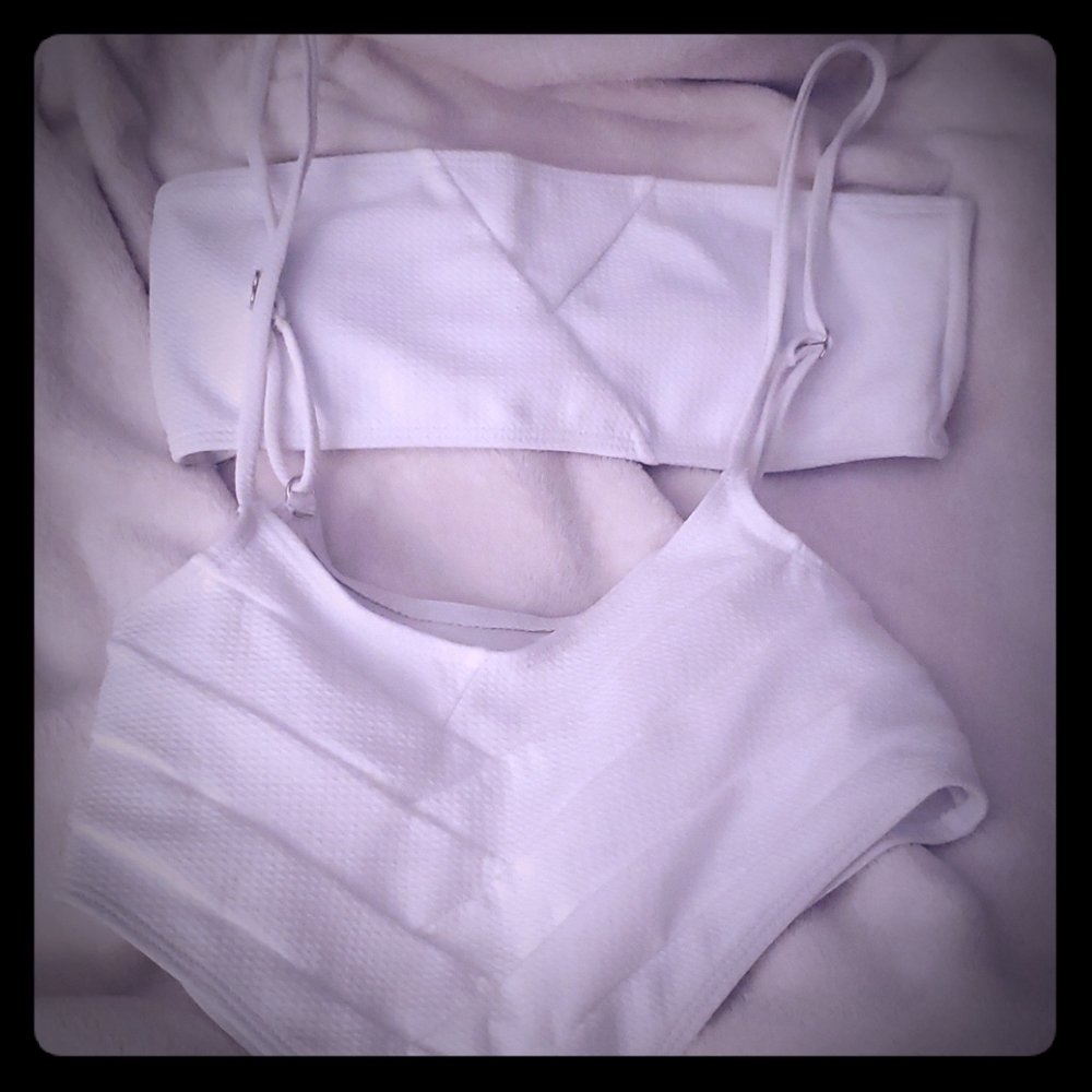 Bathing suit
